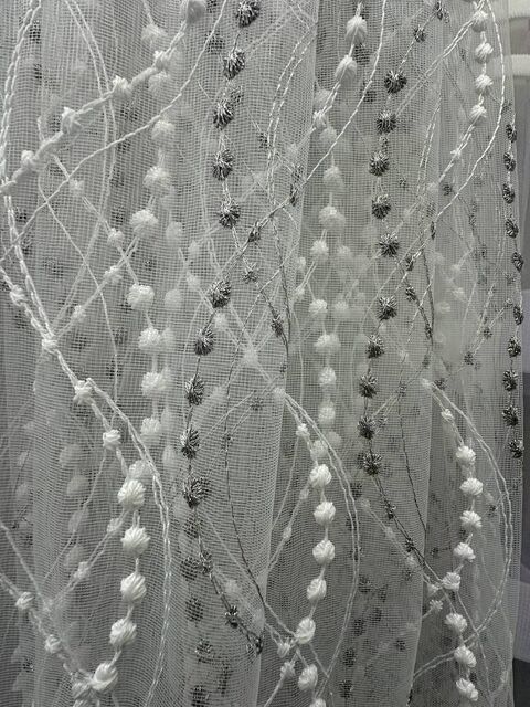 Якісна фатинова тюль з вишивкою №12066 біла з сірим