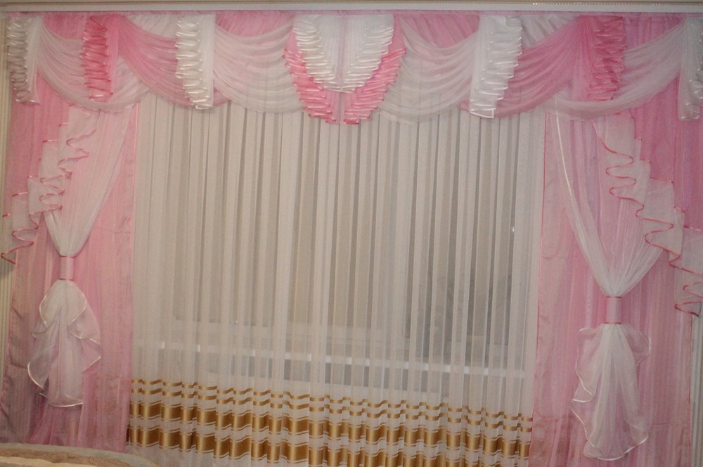 Комплект штор с ламбрекеном шифоновый №132 розовый
