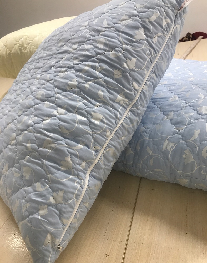 Подушка микрофибра с замком 50х70 голубой 